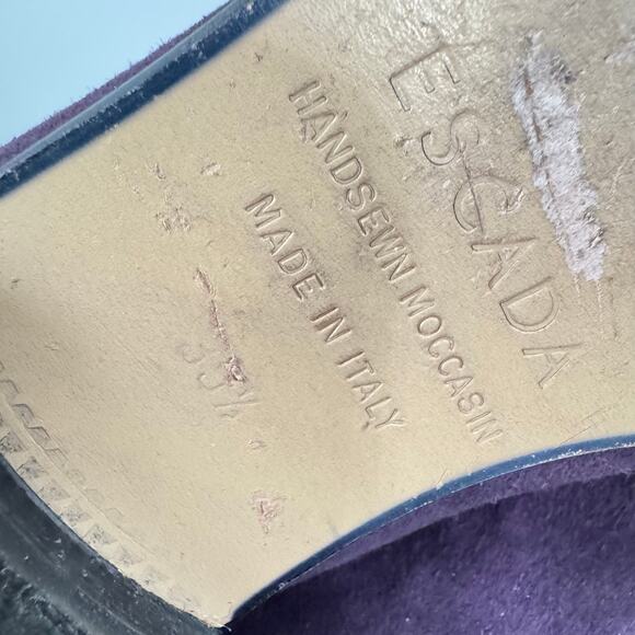 Escada Round Toe Suede Loafers Womens 35.5 US 5.5 Purple W/ Gold Tone Emblem - Picture 8 of 9